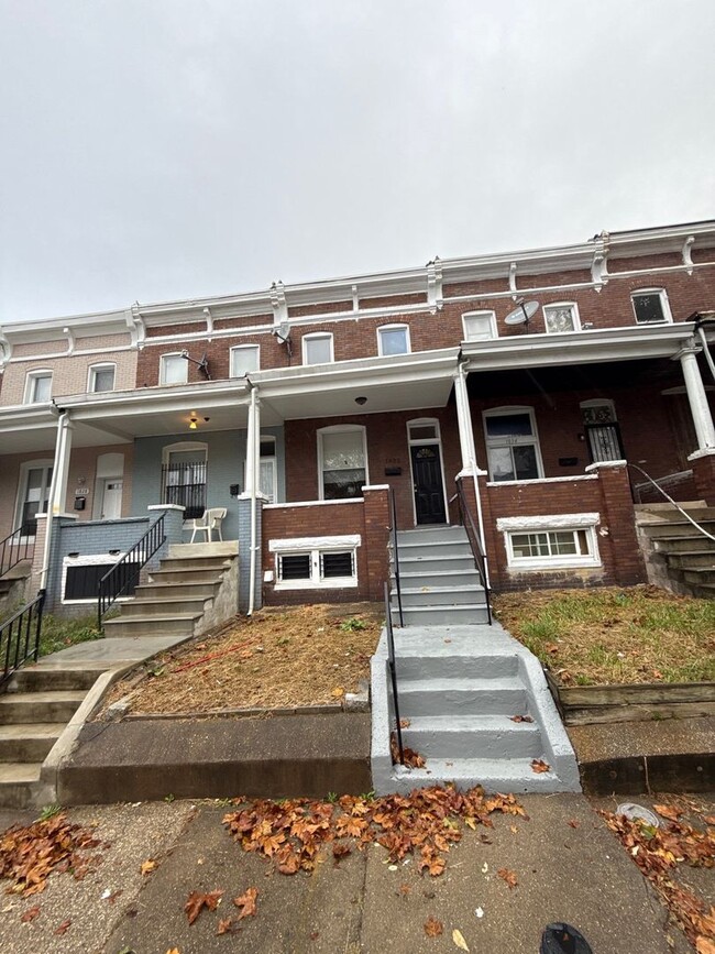 Building Photo - three Bedroom Home In Baltimore city