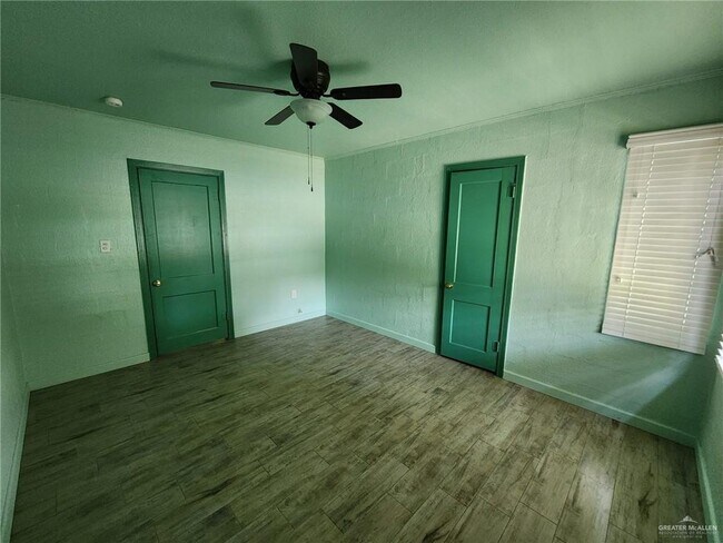 Building Photo - 2100 N 12th St