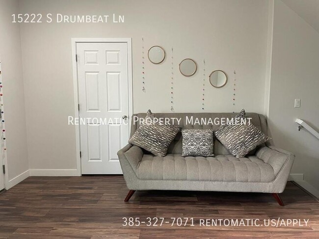 Building Photo - 15222 Drumbeat Ln