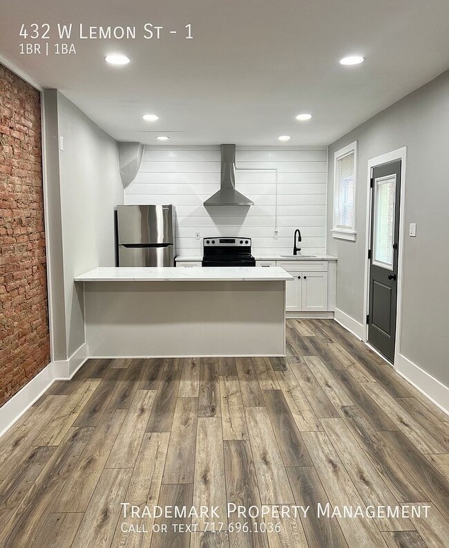 Building Photo - 432 W Lemon St