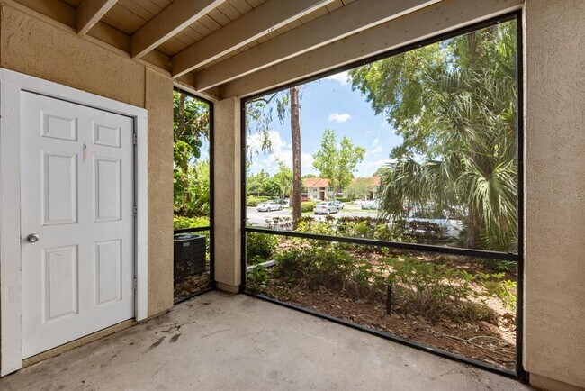 Building Photo - 4057 Crockers Lake Blvd