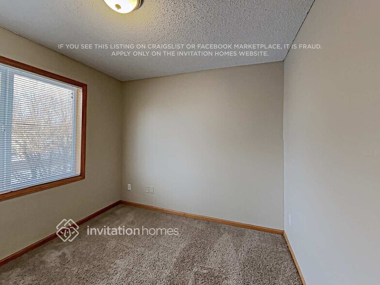 Building Photo - 1311 Creekside Dr