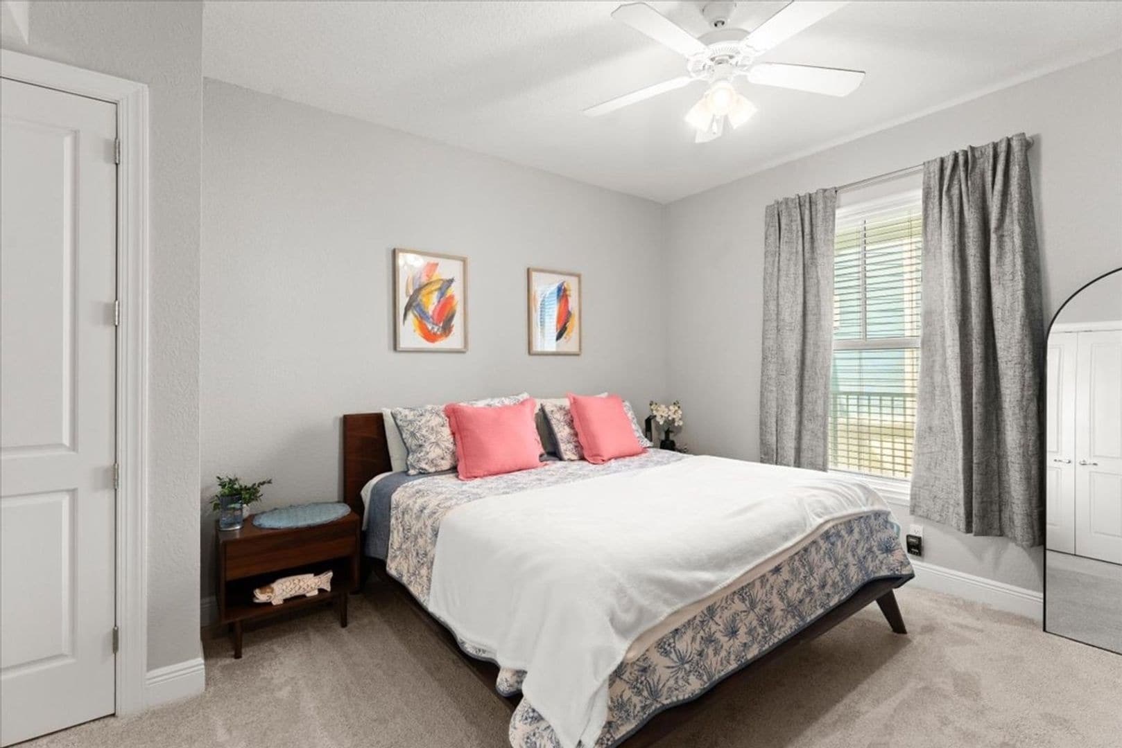 Building Photo - 6 Riverwalk Drive