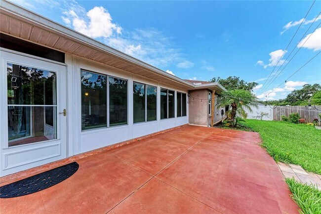 Building Photo - 8012 56th Ct E