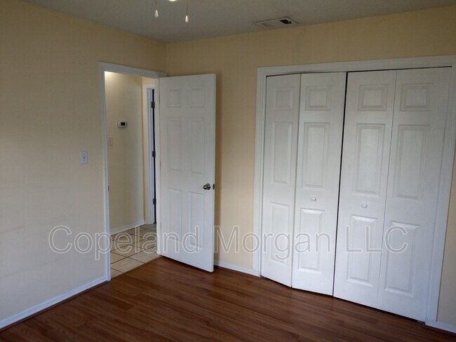 Building Photo - 4300 Trout Dr SE