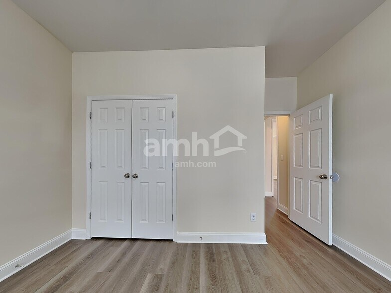 Building Photo - 112 Spalding Ln