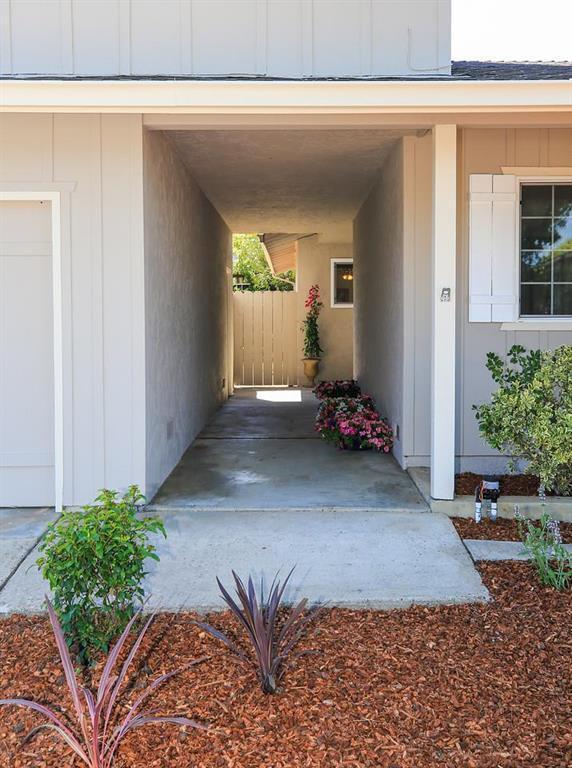 Building Photo - Belwood