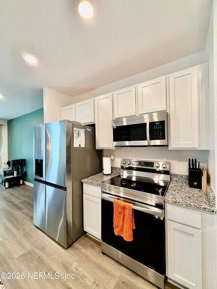 Building Photo - 3284 Penny Cove Ln