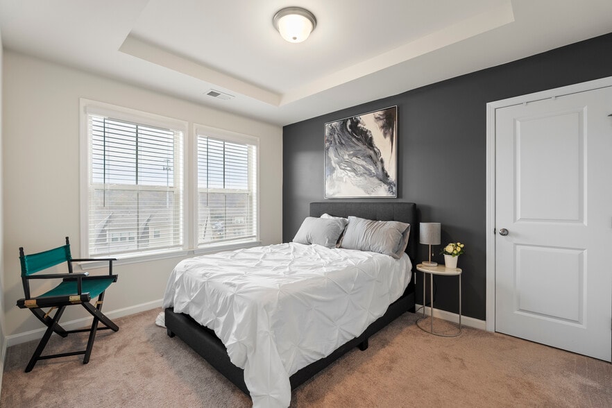 Building Photo - 1554 Ridgebrook Downs