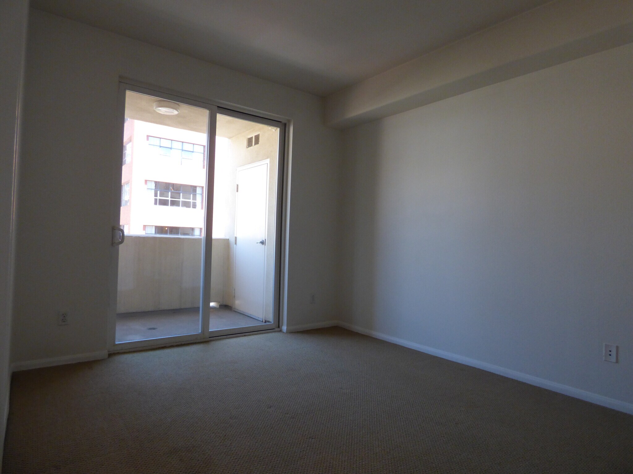 First bedroom - 350 K St