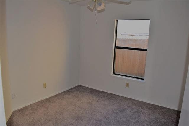 Building Photo - 4605 Horizon Dr