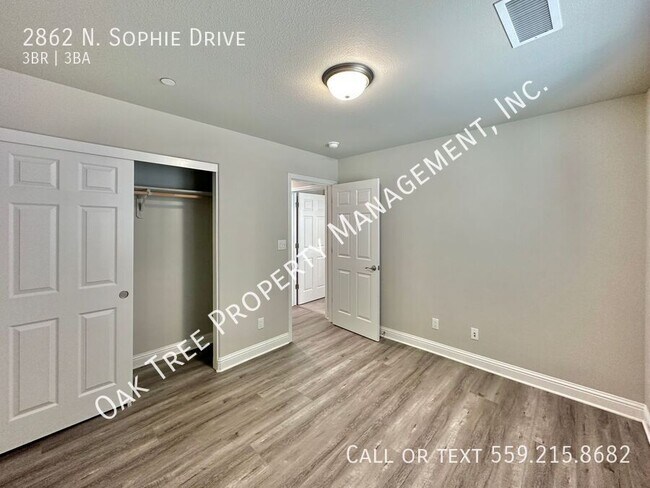 Building Photo - 2862 N Sophie Dr