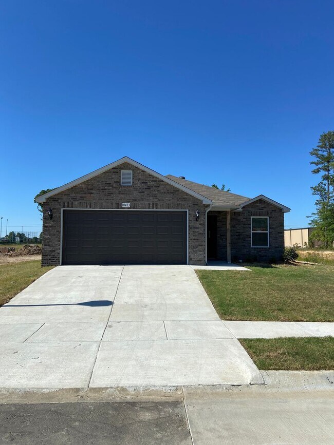 Building Photo - 10413 Cypress Knee Dr