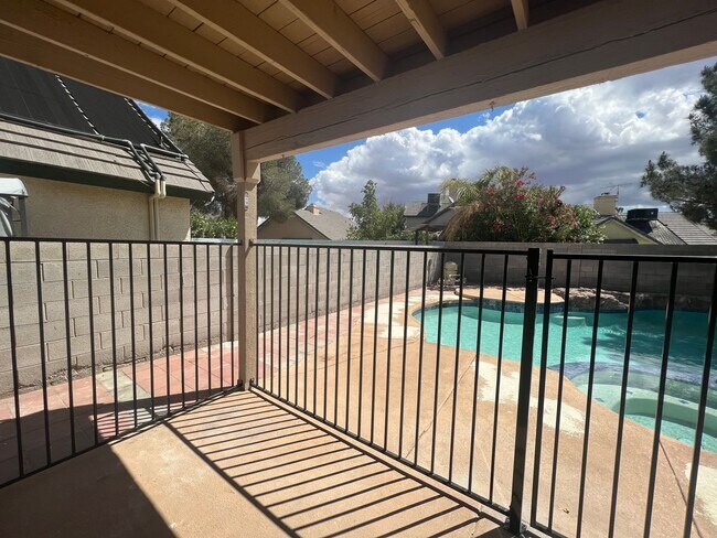 Building Photo - 362 Cavos Way