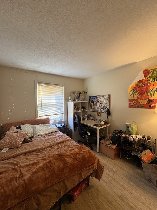 Building Photo - 1 Edgehill Pl