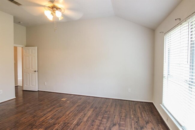 Building Photo - 21903 Silverfield Park Ln