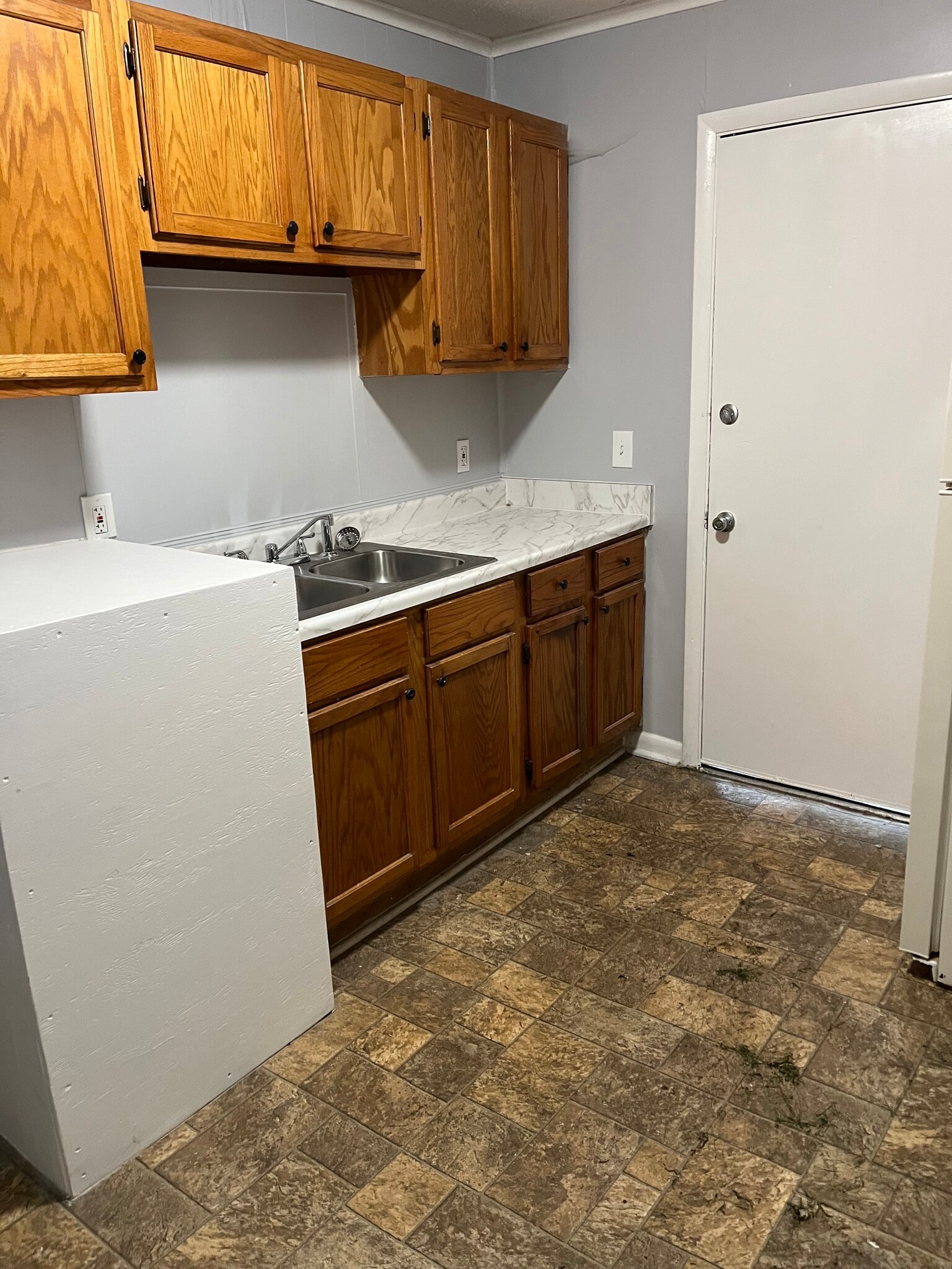 Building Photo - 2437 Herman St