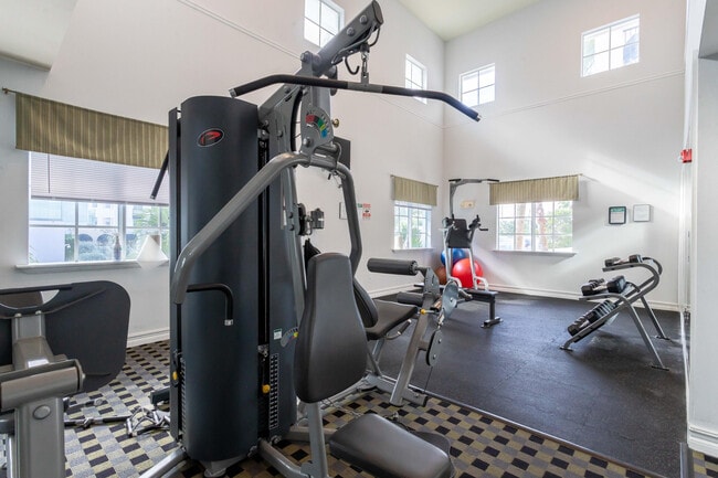 Building Photo - 250 NE 3rd Ave