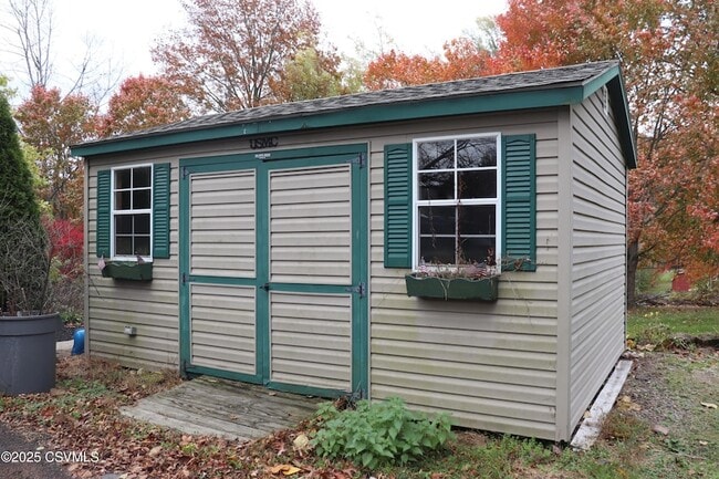 Building Photo - 108 Hawk Ridge Rd