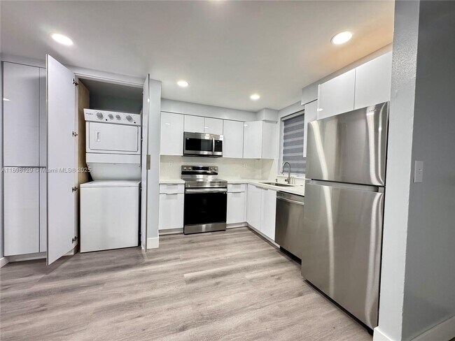 Building Photo - 6175 NW 186th St