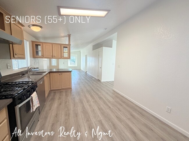 Building Photo - 200 N El Camino Real