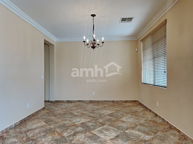 Building Photo - 2028 Silver Blaze Ct