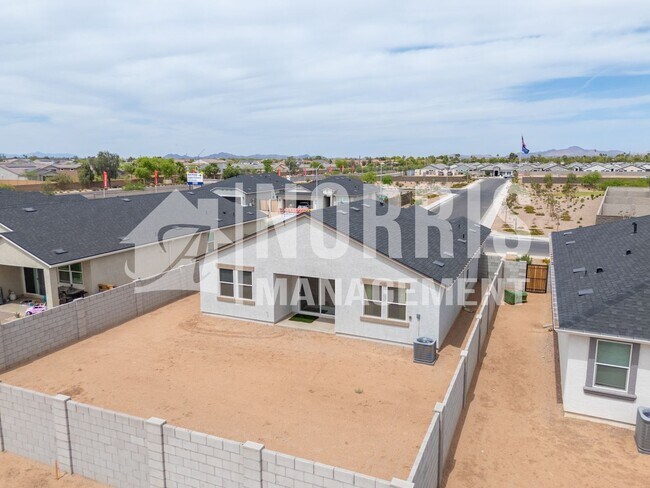 Building Photo - Beautiful Almost Brand New Home