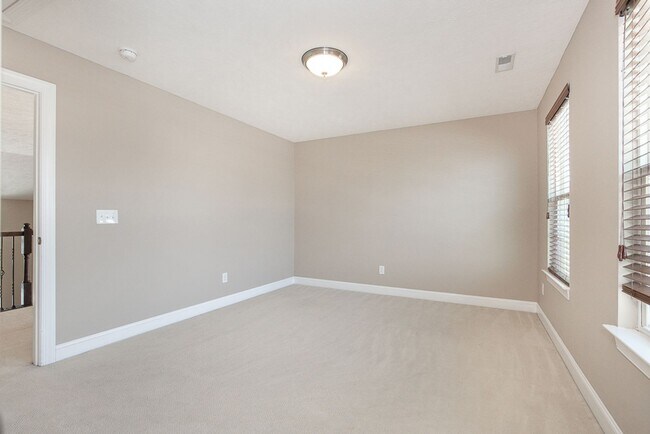Building Photo - 2457 Woodhawk Ln