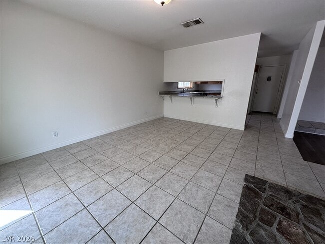 Building Photo - 7213 Roe Ct