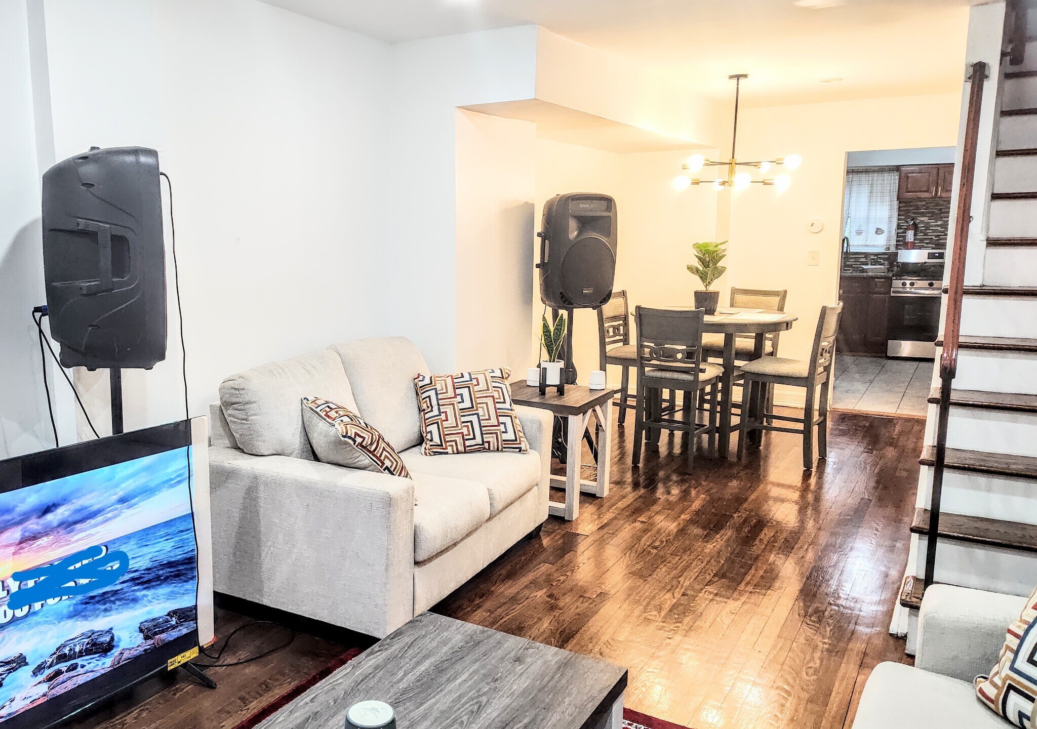 1st Flr Liv Rm to Din Rm - 8 Van Nostrand Ave