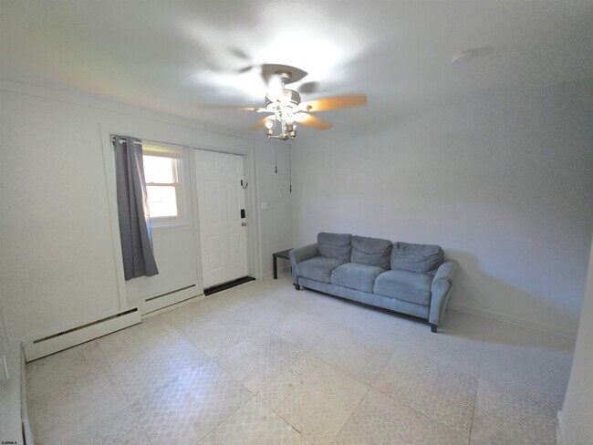 Building Photo - 216 New Jersey Ave