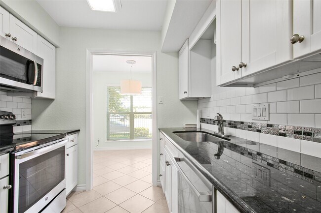 Building Photo - 3220 69th St