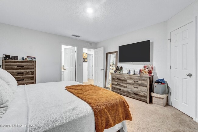 Building Photo - 9008 Gifford Dr