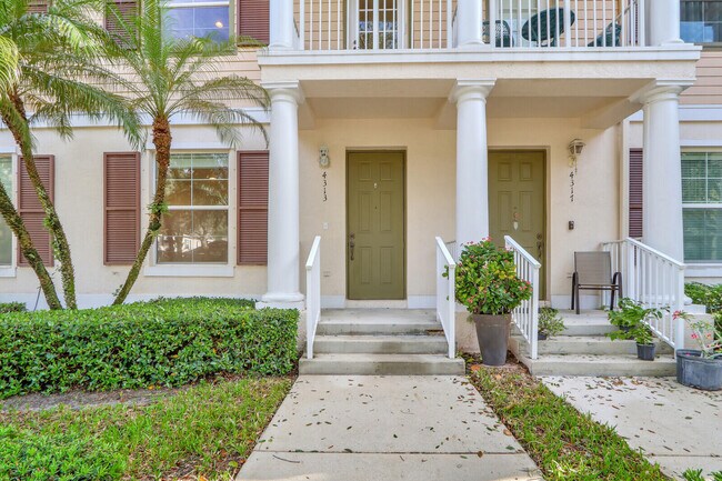 Building Photo - 4313 Parkside Dr