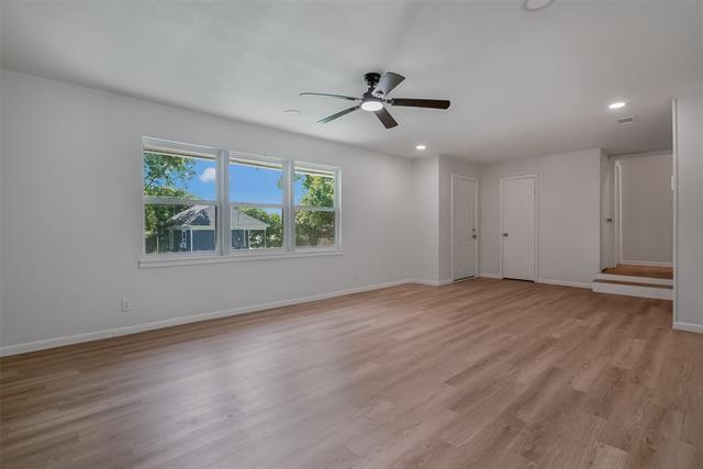 Building Photo - 1421 S Scullin Ave
