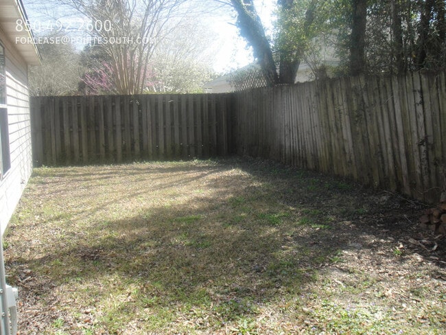 Building Photo - 964 Southern Oaks Ct