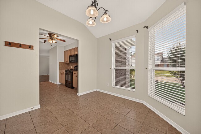 Building Photo - 16938 Tableland Trail