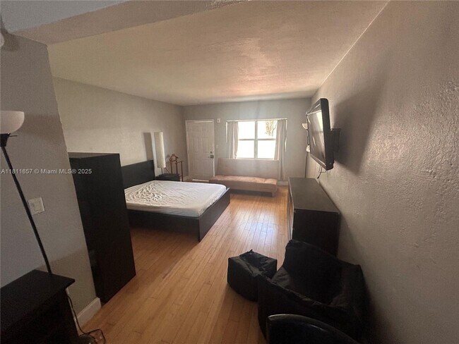 Building Photo - 8080 Tatum Waterway Dr