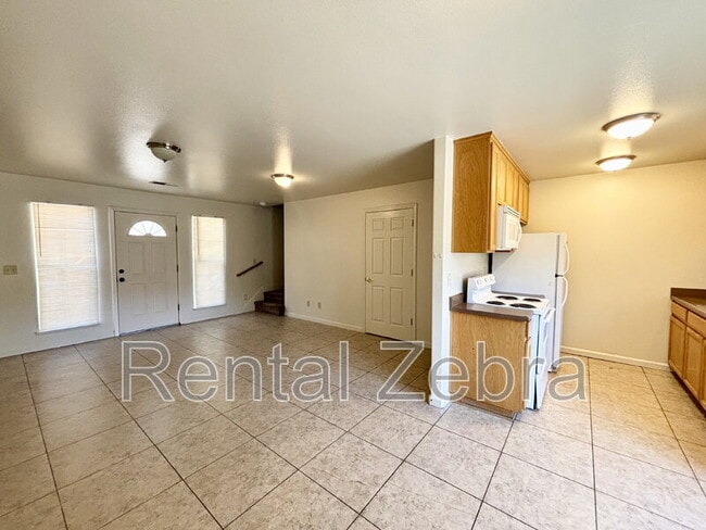 Building Photo - 2935 Willowbrook Dr