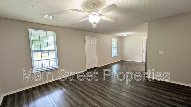 Building Photo - 8660 Figland Ave