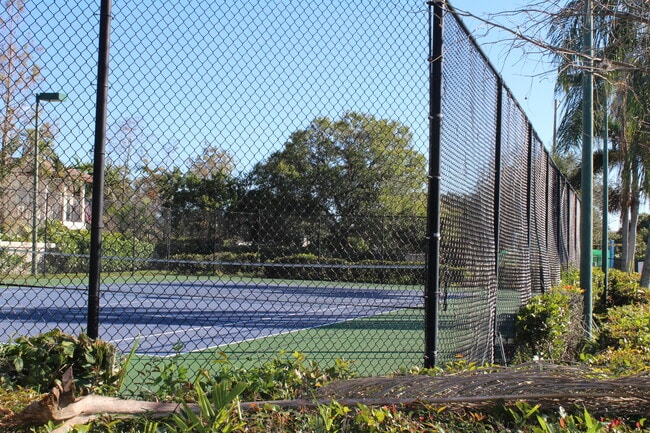 Building Photo - 5065 Wiles Rd