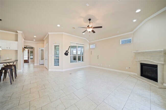 Building Photo - 26946 Carmel Falls Ln