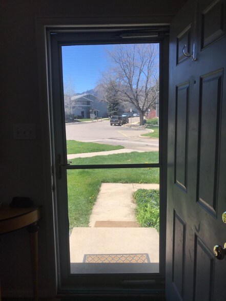 Building Photo - 4299 Monroe Dr