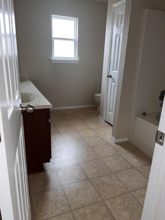 Building Photo - 7410 Upland Bend Dr