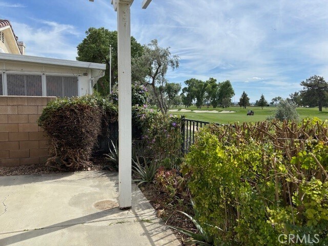 Building Photo - 904 Bergamo Ave