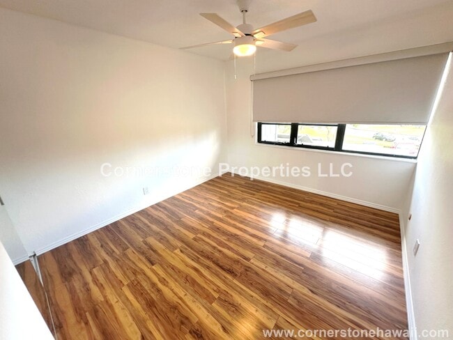 Building Photo - 94-31 Kuahelani Ave