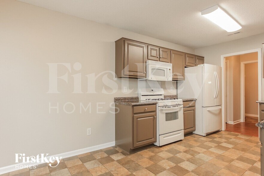 Building Photo - 3508 Bent Trace Dr