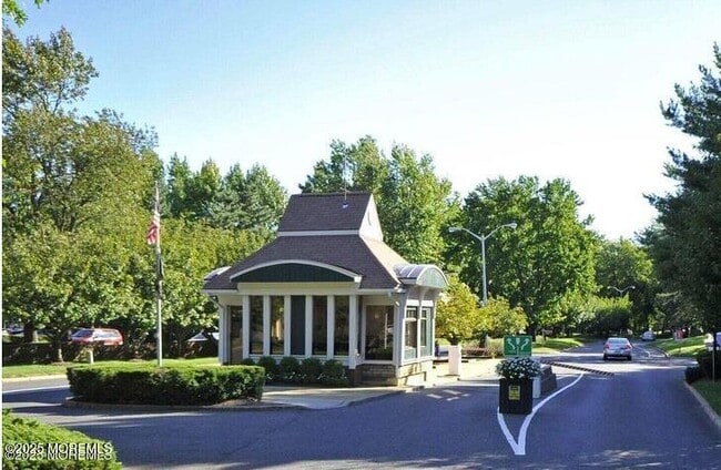 Building Photo - 30 Berkshire Ct