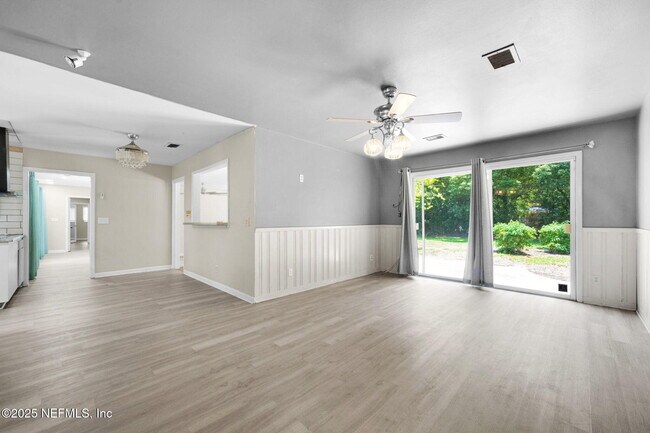 Building Photo - 7930 Bellemeade Blvd