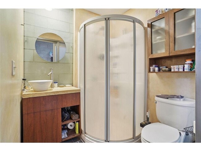 Building Photo - 801 N Washington Ave